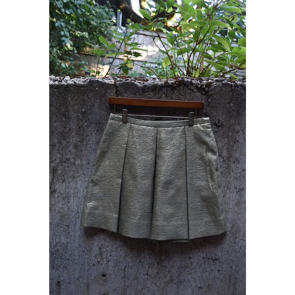 Club Monaco Metallic Brocade Pleated Mini Skirt – Size 2